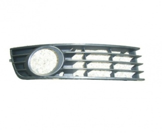 РЕШЁТКА В БАМПЕР AUDI A4 (8E2,B6) `01-04 RH П/ПРОТИВОТУМ